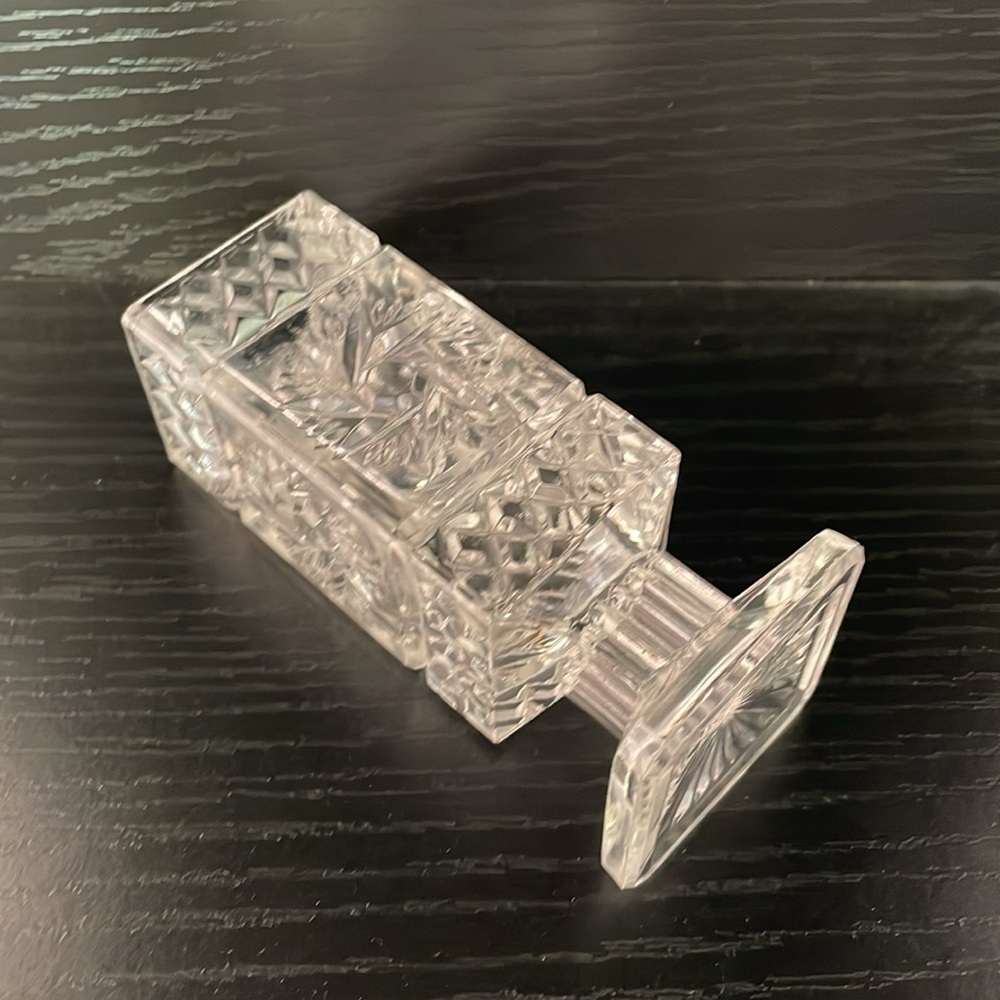 Vintage American Brilliance Deep Cut Lead Crystal Footed Bud Vase. - Picture 3 of 6